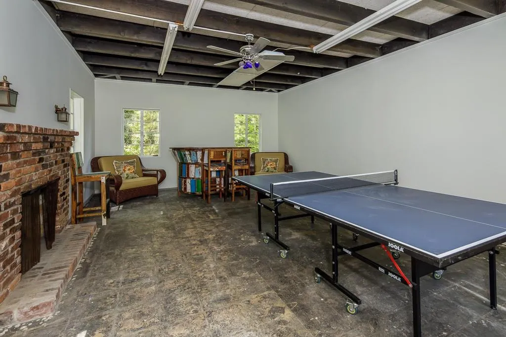 2145 Spalding Drive, Sandy Springs, Georgia 30350, 3 Bedrooms Bedrooms, ,3 BathroomsBathrooms,Residential,Sold,2145 Spalding Drive,6008221