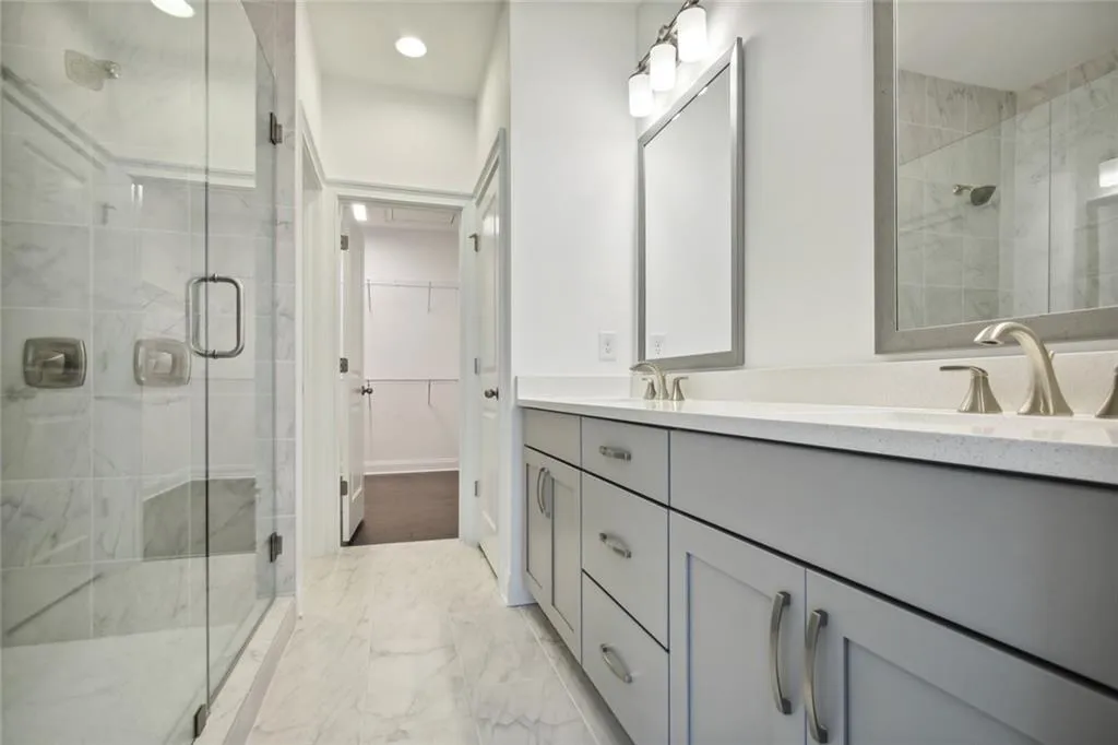 6646 Sterling Drive, Sandy Springs, Georgia 30328, 3 Bedrooms Bedrooms, ,3 BathroomsBathrooms,Residential,Sold,6646 Sterling Drive,7062081