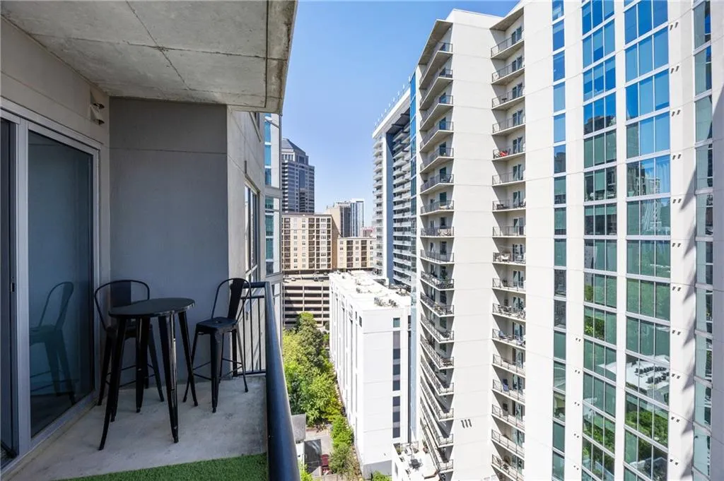 222 12th Street Ne Unit 1801, Atlanta, Georgia 30309, 1 Bedroom Bedrooms, ,1 BathroomBathrooms,Residential,For Sale,222 12th Street Ne Unit 1801,7638428
