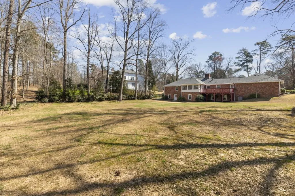 980 The 16th Fairway, Sandy Springs, Georgia 30350, 4 Bedrooms Bedrooms, ,2 BathroomsBathrooms,Residential,Sold,980 The 16th Fairway,7024107