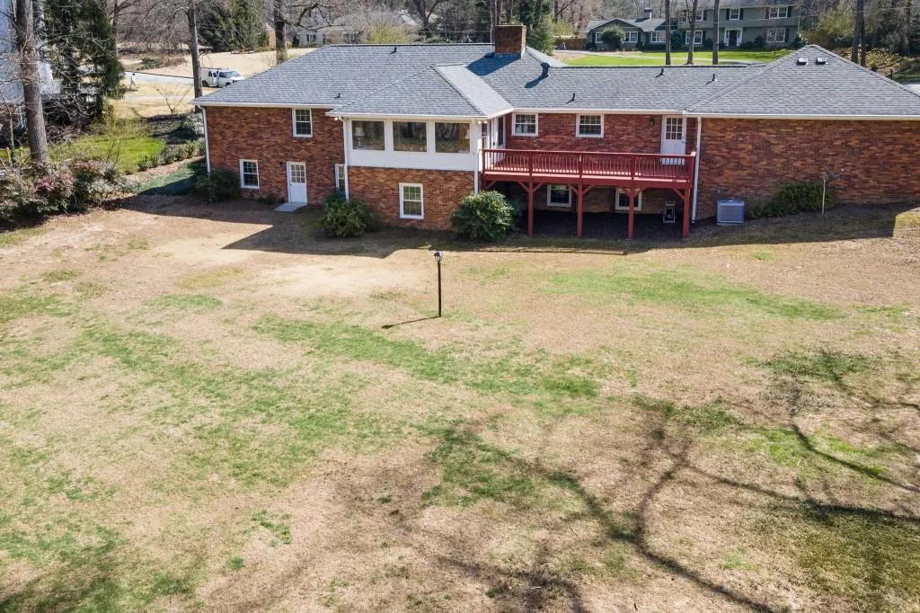 980 The 16th Fairway, Sandy Springs, Georgia 30350, 4 Bedrooms Bedrooms, ,2 BathroomsBathrooms,Residential,Sold,980 The 16th Fairway,7024107