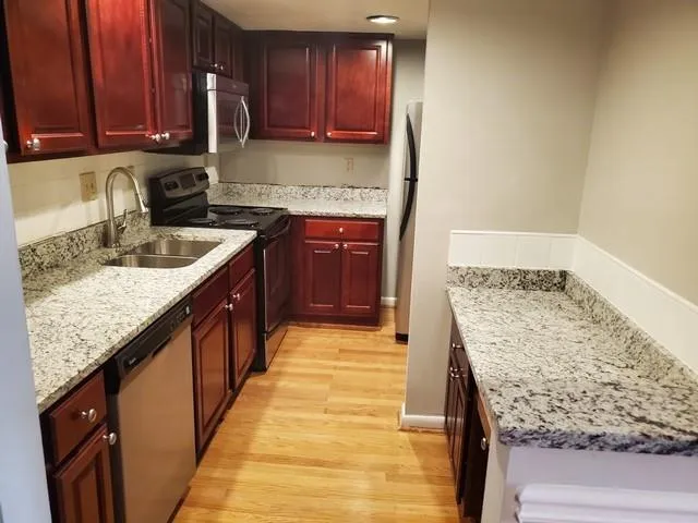 6900 Roswell Road Unit Q25, Sandy Springs, Georgia 30328, 2 Bedrooms Bedrooms, ,2 BathroomsBathrooms,Residential,Sold,6900 Roswell Road Unit Q25,6676753