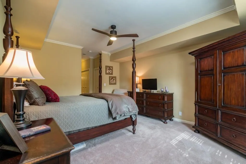 5155 Chemin De Vie, Atlanta, Georgia 30342, 2 Bedrooms Bedrooms, ,2 BathroomsBathrooms,Residential,Sold,5155 Chemin De Vie,5989736