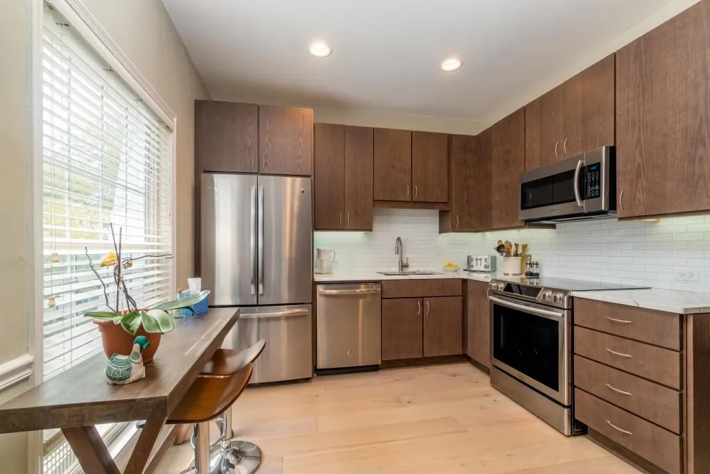 5155 Chemin De Vie, Atlanta, Georgia 30342, 2 Bedrooms Bedrooms, ,2 BathroomsBathrooms,Residential,Sold,5155 Chemin De Vie,5989736