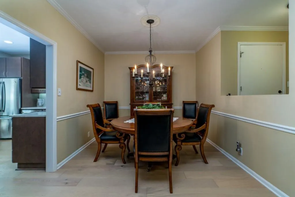 5155 Chemin De Vie, Atlanta, Georgia 30342, 2 Bedrooms Bedrooms, ,2 BathroomsBathrooms,Residential,Sold,5155 Chemin De Vie,5989736