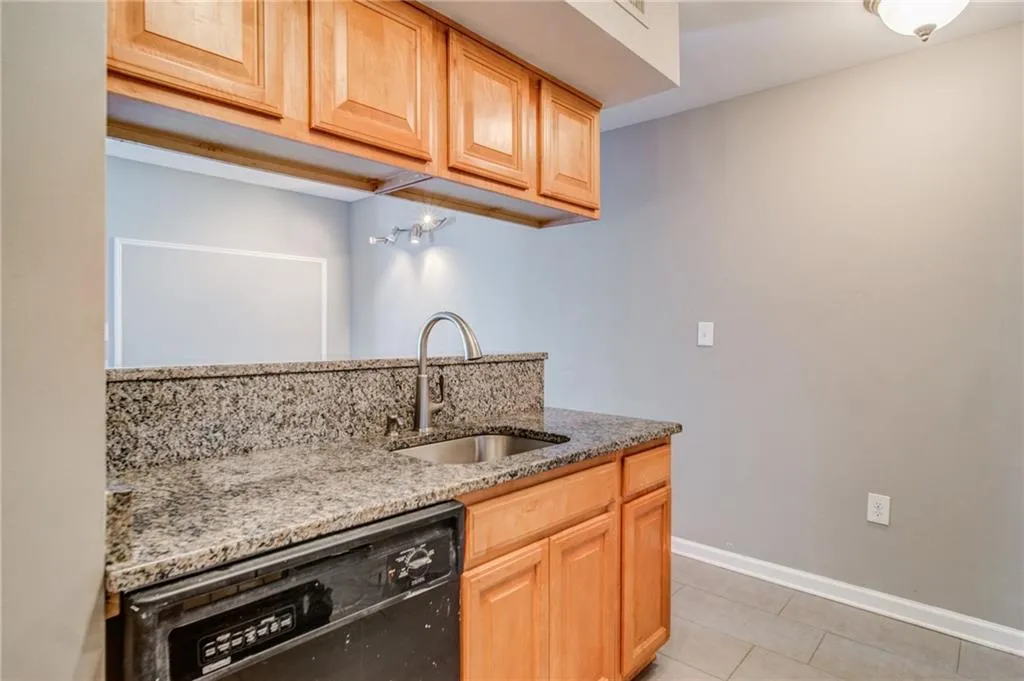 795 Hammond Drive Unit 1602, Atlanta, Georgia 30328, 1 Bedroom Bedrooms, ,1 BathroomBathrooms,Residential,Sold,795 Hammond Drive Unit 1602,7045603