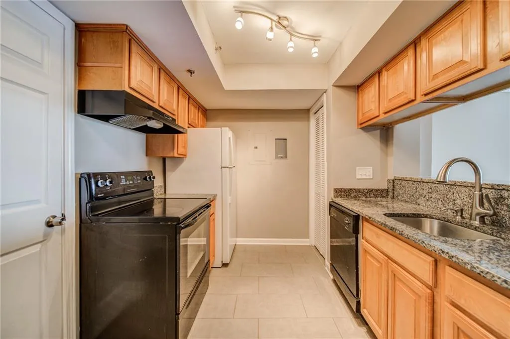 795 Hammond Drive Unit 1602, Atlanta, Georgia 30328, 1 Bedroom Bedrooms, ,1 BathroomBathrooms,Residential,Sold,795 Hammond Drive Unit 1602,7045603