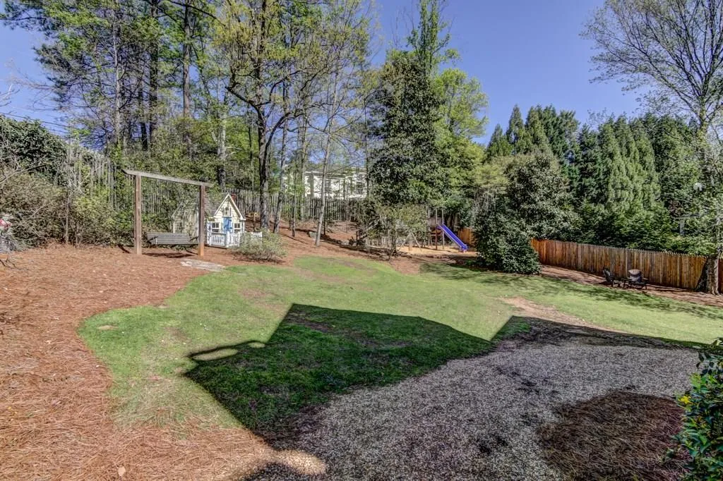 225 Powers Cove, Sandy Springs, Georgia 30327, 4 Bedrooms Bedrooms, ,4 BathroomsBathrooms,Residential,Sold,225 Powers Cove,5830061