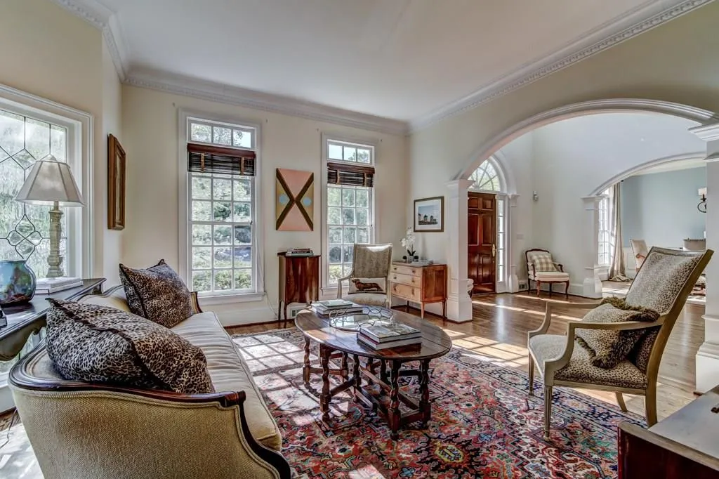 225 Powers Cove, Sandy Springs, Georgia 30327, 4 Bedrooms Bedrooms, ,4 BathroomsBathrooms,Residential,Sold,225 Powers Cove,5830061