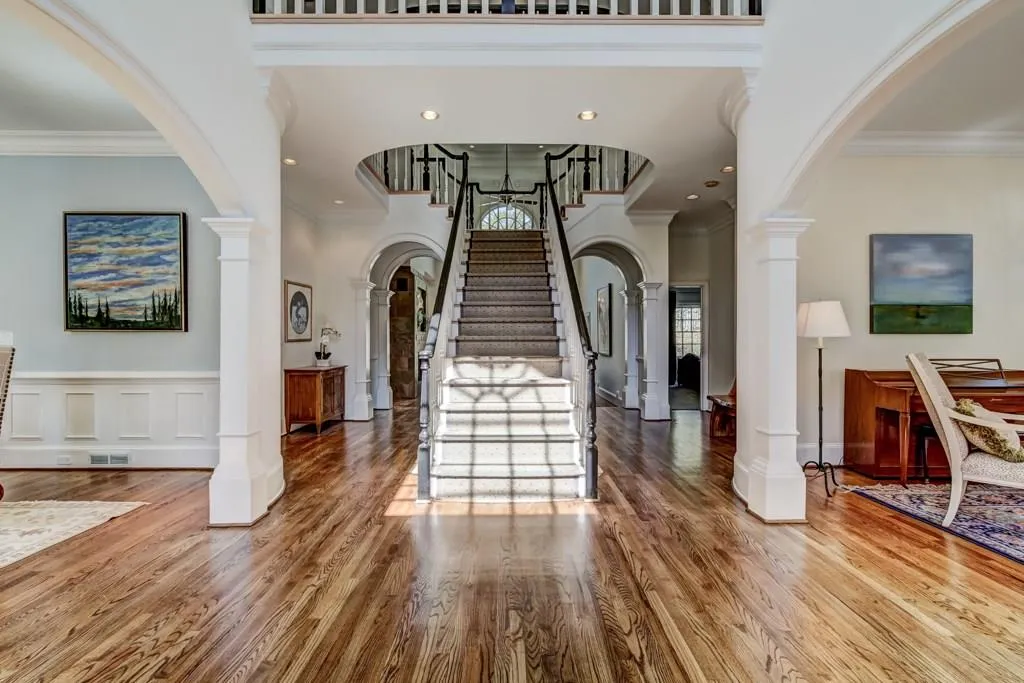 225 Powers Cove, Sandy Springs, Georgia 30327, 4 Bedrooms Bedrooms, ,4 BathroomsBathrooms,Residential,Sold,225 Powers Cove,5830061