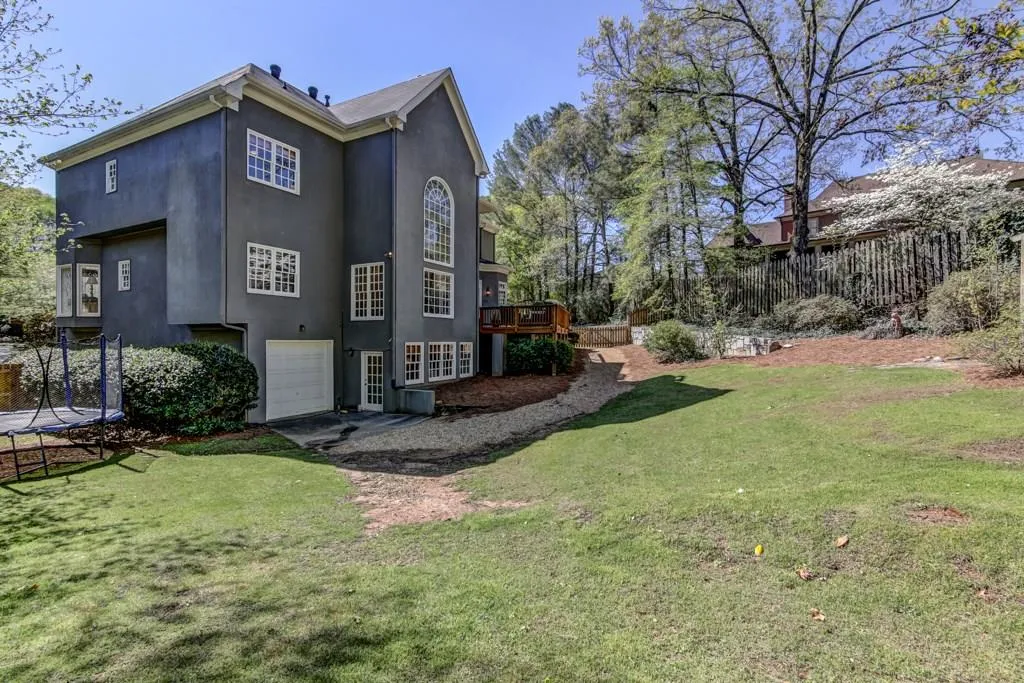 225 Powers Cove, Sandy Springs, Georgia 30327, 4 Bedrooms Bedrooms, ,4 BathroomsBathrooms,Residential,Sold,225 Powers Cove,5830061
