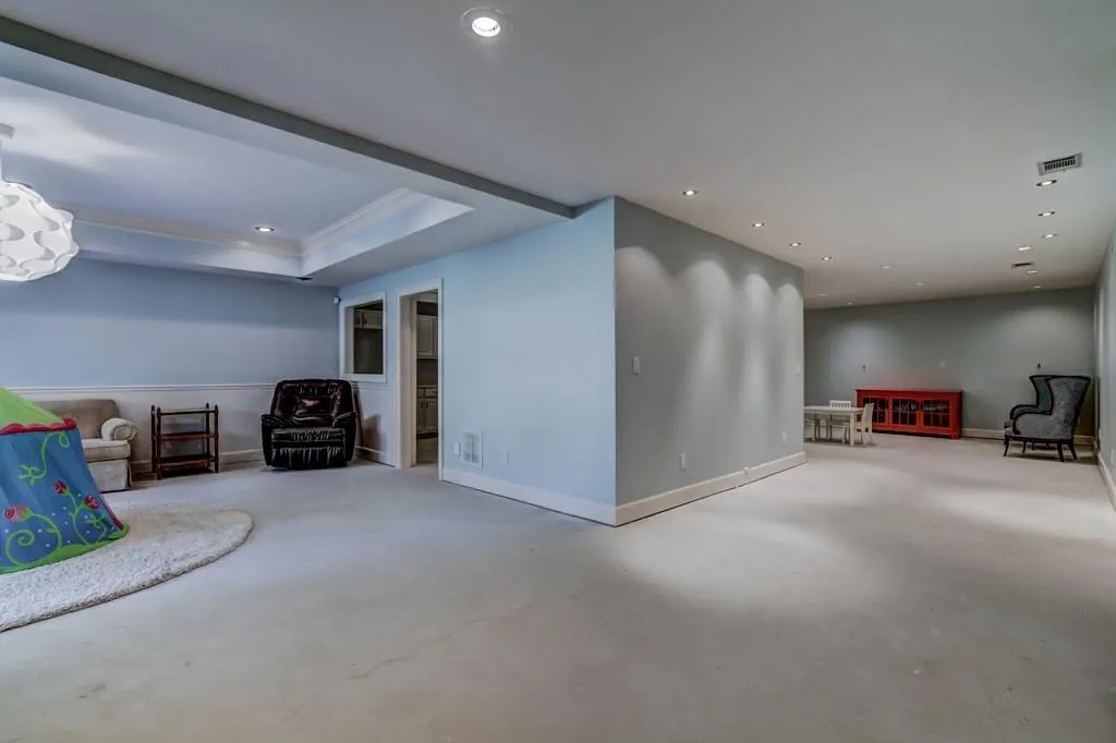 225 Powers Cove, Sandy Springs, Georgia 30327, 4 Bedrooms Bedrooms, ,4 BathroomsBathrooms,Residential,Sold,225 Powers Cove,5830061