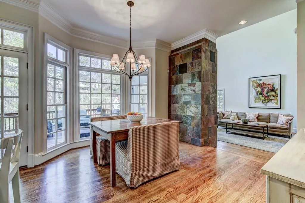 225 Powers Cove, Sandy Springs, Georgia 30327, 4 Bedrooms Bedrooms, ,4 BathroomsBathrooms,Residential,Sold,225 Powers Cove,5830061