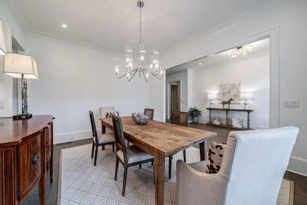 708 Bass Way, Atlanta, Georgia 30328, 5 Bedrooms Bedrooms, ,5 BathroomsBathrooms,Residential,Sold,708 Bass Way,6840901