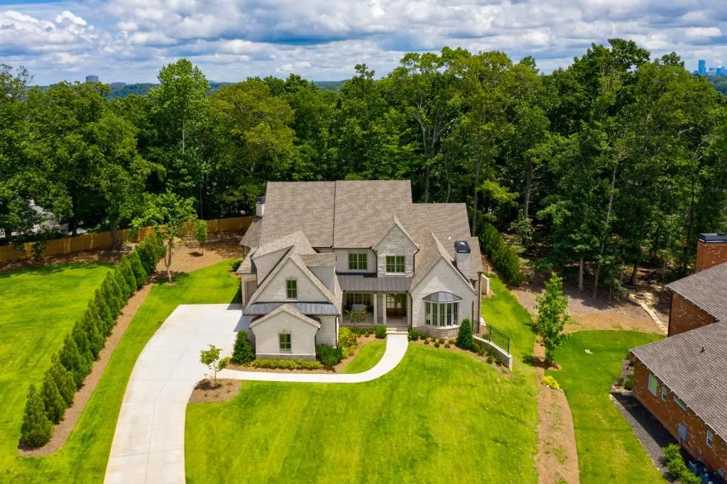 708 Bass Way, Atlanta, Georgia 30328, 5 Bedrooms Bedrooms, ,5 BathroomsBathrooms,Residential,Sold,708 Bass Way,6840901