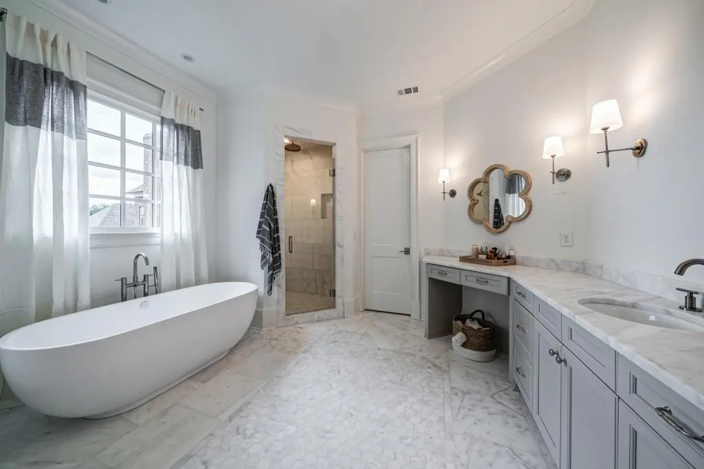 708 Bass Way, Atlanta, Georgia 30328, 5 Bedrooms Bedrooms, ,5 BathroomsBathrooms,Residential,Sold,708 Bass Way,6840901