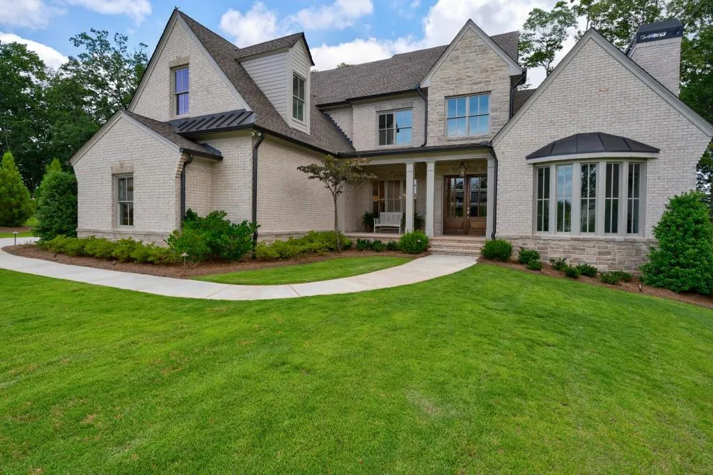 708 Bass Way, Atlanta, Georgia 30328, 5 Bedrooms Bedrooms, ,5 BathroomsBathrooms,Residential,Sold,708 Bass Way,6840901