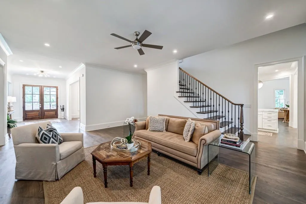 708 Bass Way, Atlanta, Georgia 30328, 5 Bedrooms Bedrooms, ,5 BathroomsBathrooms,Residential,Sold,708 Bass Way,6840901