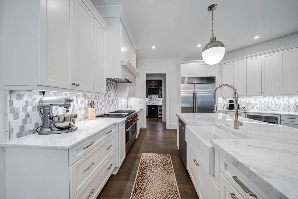 708 Bass Way, Atlanta, Georgia 30328, 5 Bedrooms Bedrooms, ,5 BathroomsBathrooms,Residential,Sold,708 Bass Way,6840901