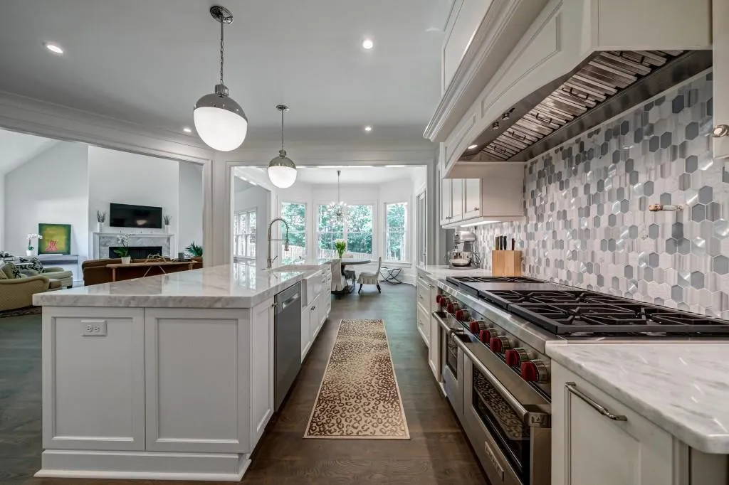 708 Bass Way, Atlanta, Georgia 30328, 5 Bedrooms Bedrooms, ,5 BathroomsBathrooms,Residential,Sold,708 Bass Way,6840901