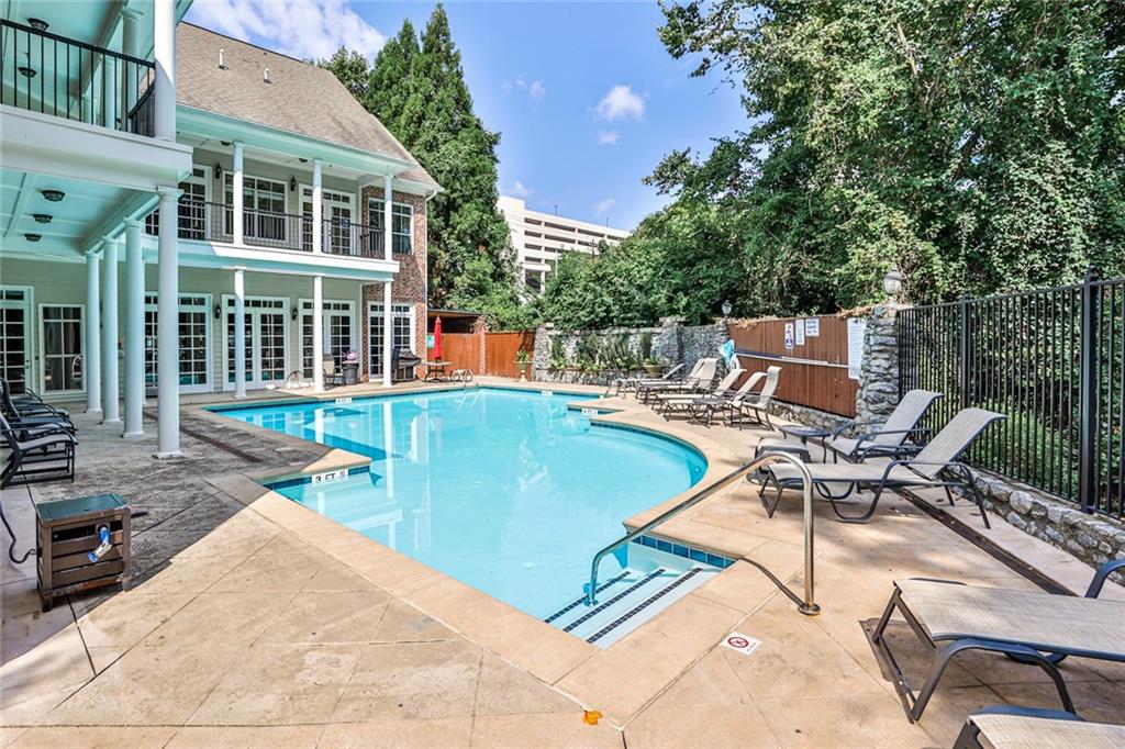 5480 Glenridge View Unit 2008, Sandy Springs, Georgia 30342, 2 Bedrooms Bedrooms, ,2 BathroomsBathrooms,Residential,Sold,5480 Glenridge View Unit 2008,7275598