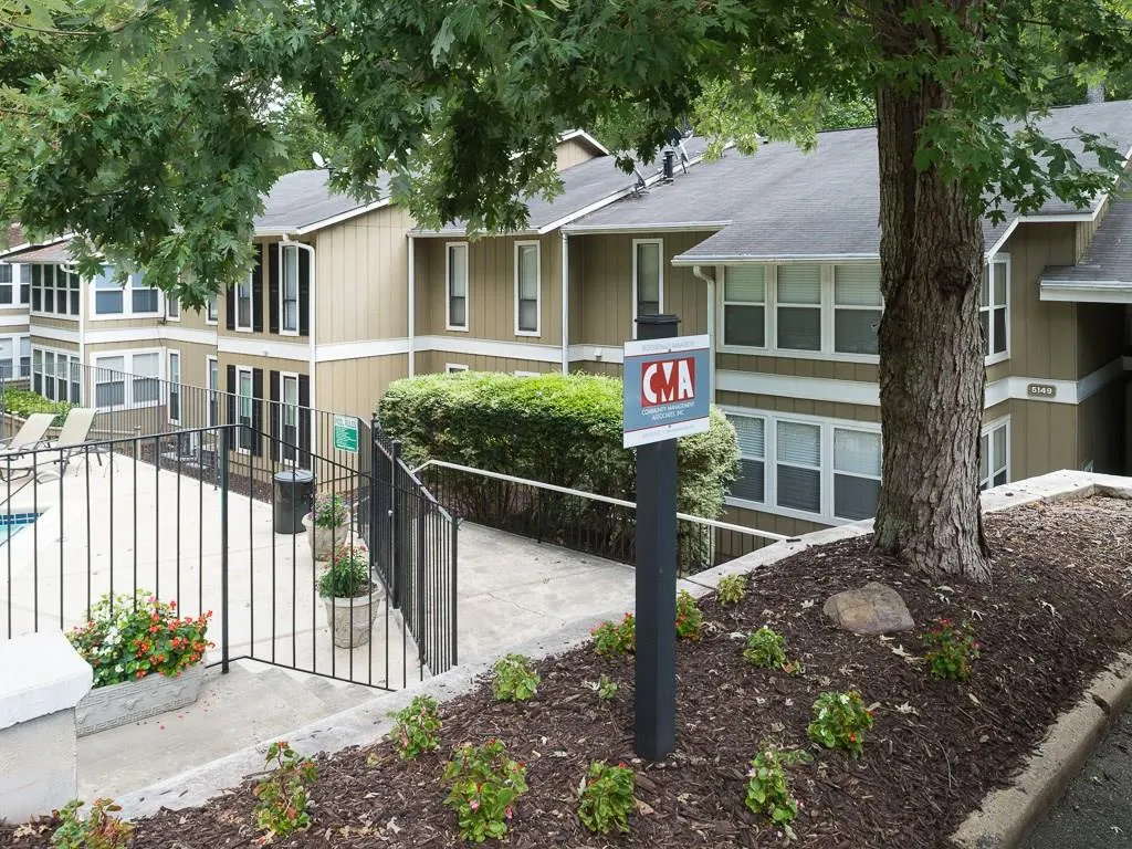 5159 Roswell Road Unit 9, Sandy Springs, Georgia 30342, 1 Bedroom Bedrooms, ,1 BathroomBathrooms,Residential,Sold,5159 Roswell Road Unit 9,5751328