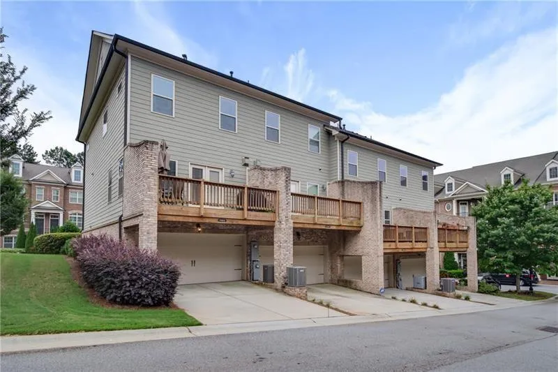 7380 Highland Bluff, Atlanta, Georgia 30328, 3 Bedrooms Bedrooms, ,3 BathroomsBathrooms,Residential,Sold,7380 Highland Bluff,6782828