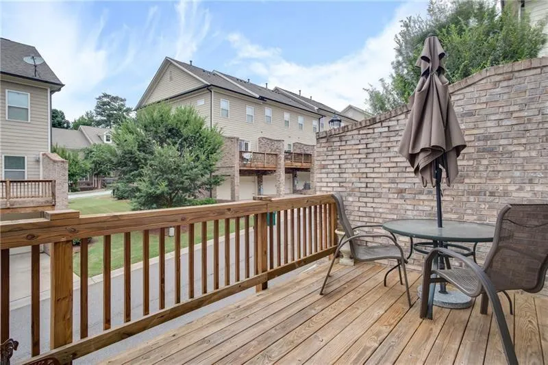 7380 Highland Bluff, Atlanta, Georgia 30328, 3 Bedrooms Bedrooms, ,3 BathroomsBathrooms,Residential,Sold,7380 Highland Bluff,6782828