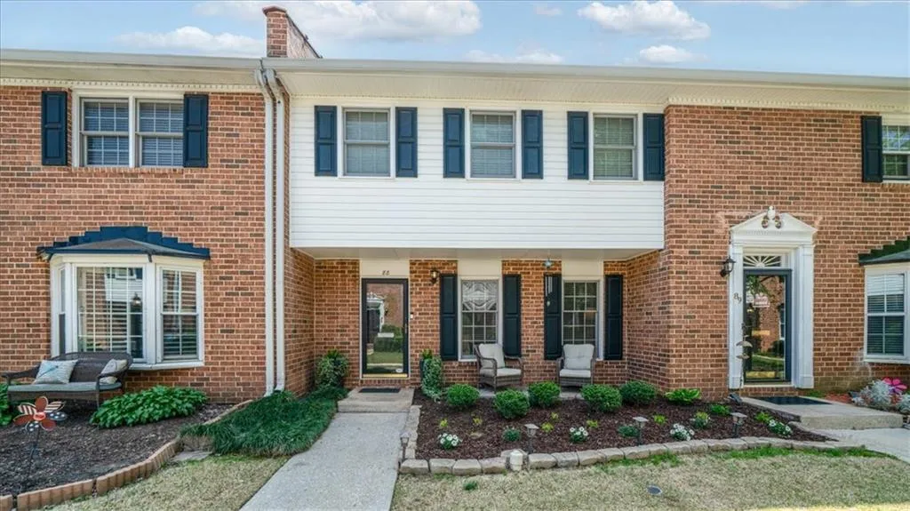 View of townhome / multi-family property