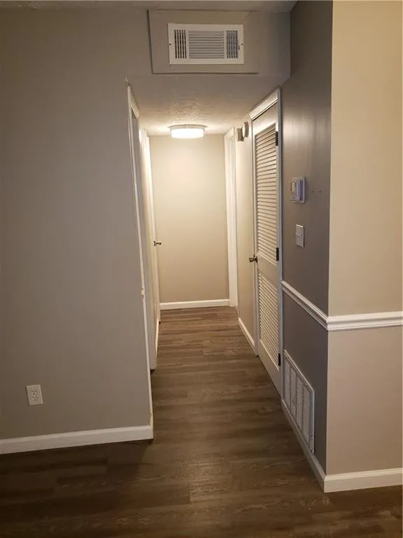 705 River Run Drive, Sandy Springs, Georgia 30350, 1 Bedroom Bedrooms, ,1 BathroomBathrooms,Residential,Sold,705 River Run Drive,7124345