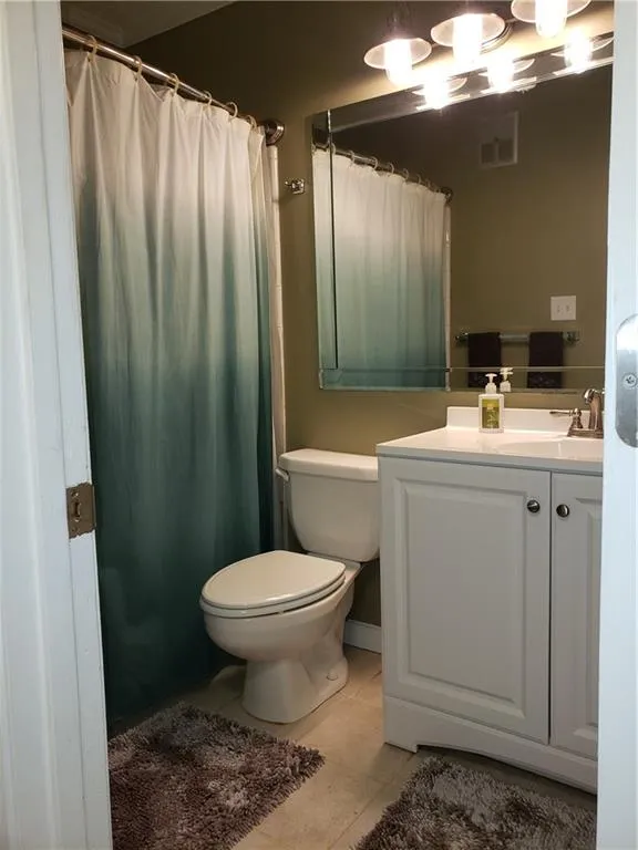 705 River Run Drive, Sandy Springs, Georgia 30350, 1 Bedroom Bedrooms, ,1 BathroomBathrooms,Residential,Sold,705 River Run Drive,7124345