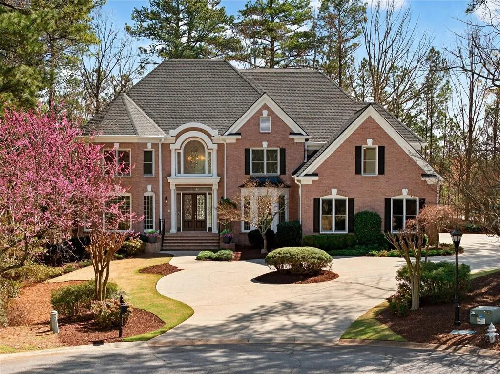1090 Abingdon Lane, Alpharetta, Georgia 30022, Alpharetta, GA 30022 — photo 1 of 96