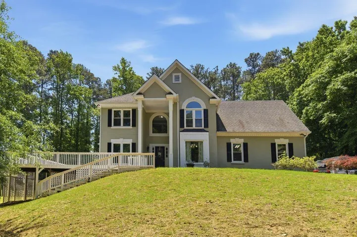 2487 Windchase Court, Buford, Georgia 30518