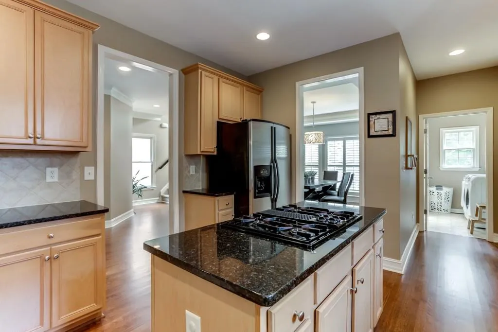 7300 Village Creek Trace, Sandy Springs, Georgia 30328, 4 Bedrooms Bedrooms, ,3 BathroomsBathrooms,Residential,Sold,7300 Village Creek Trace,6074876