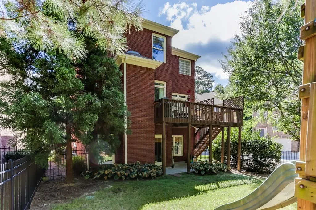 7300 Village Creek Trace, Sandy Springs, Georgia 30328, 4 Bedrooms Bedrooms, ,3 BathroomsBathrooms,Residential,Sold,7300 Village Creek Trace,6074876