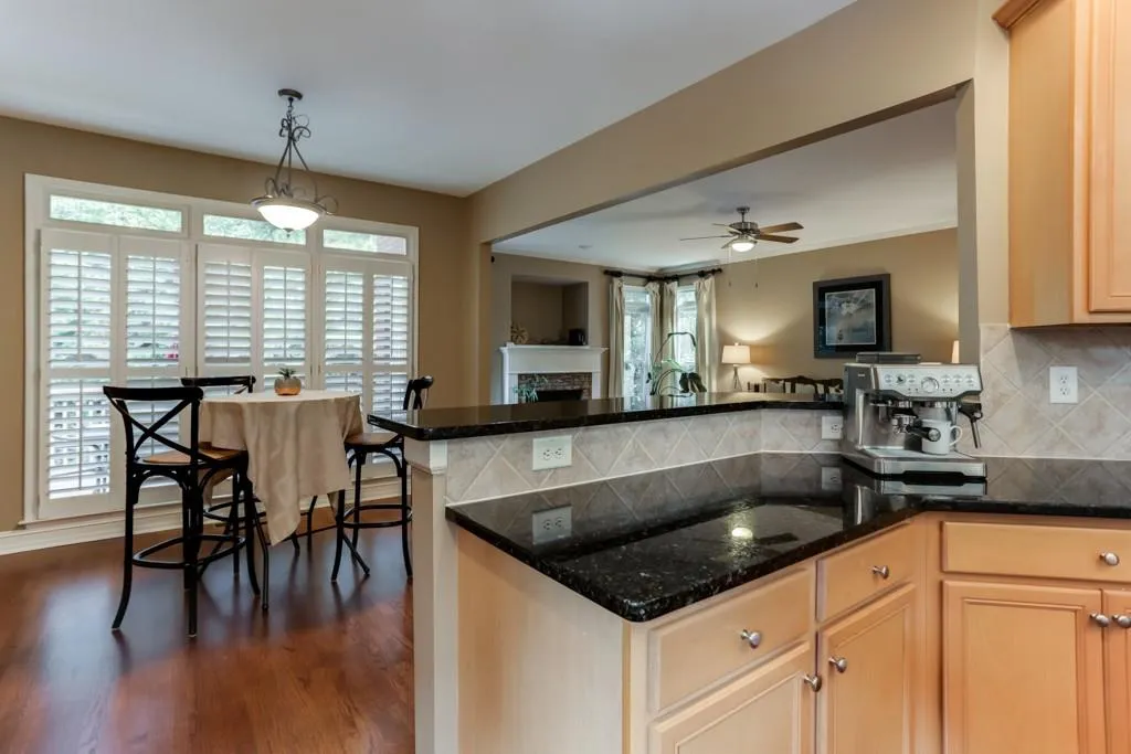 7300 Village Creek Trace, Sandy Springs, Georgia 30328, 4 Bedrooms Bedrooms, ,3 BathroomsBathrooms,Residential,Sold,7300 Village Creek Trace,6074876