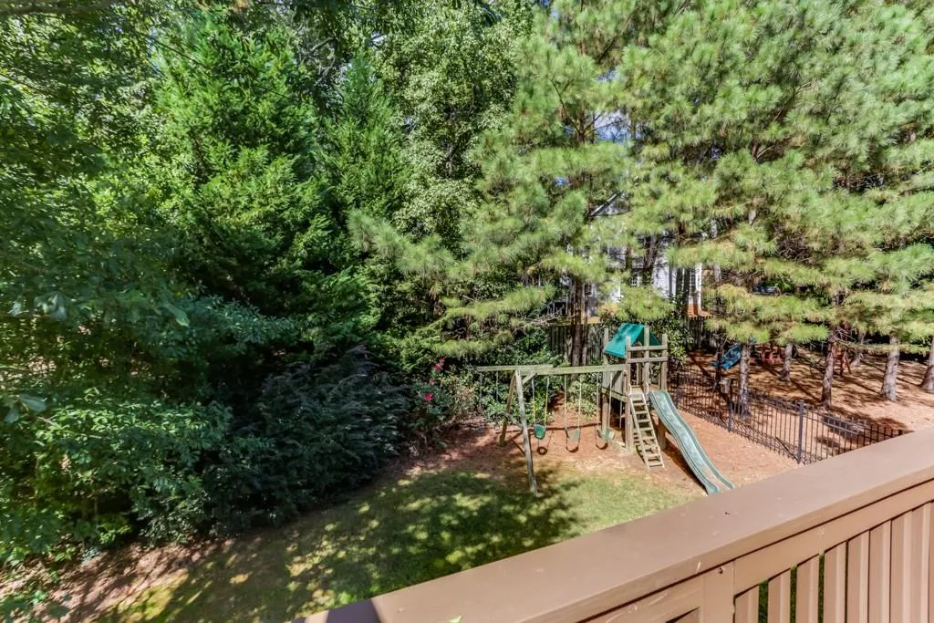 7300 Village Creek Trace, Sandy Springs, Georgia 30328, 4 Bedrooms Bedrooms, ,3 BathroomsBathrooms,Residential,Sold,7300 Village Creek Trace,6074876