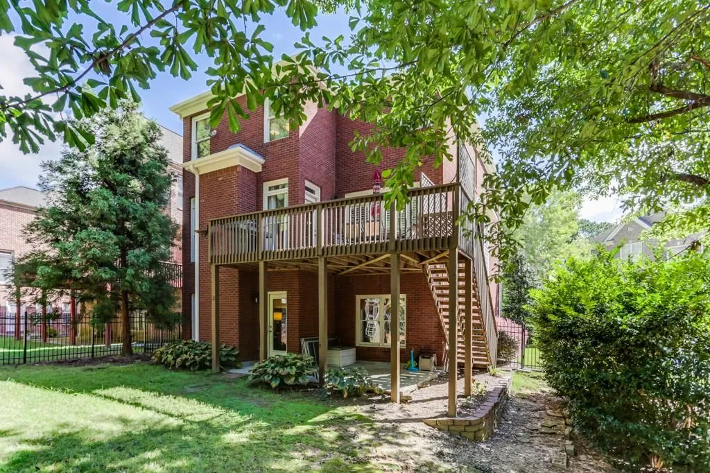 7300 Village Creek Trace, Sandy Springs, Georgia 30328, 4 Bedrooms Bedrooms, ,3 BathroomsBathrooms,Residential,Sold,7300 Village Creek Trace,6074876