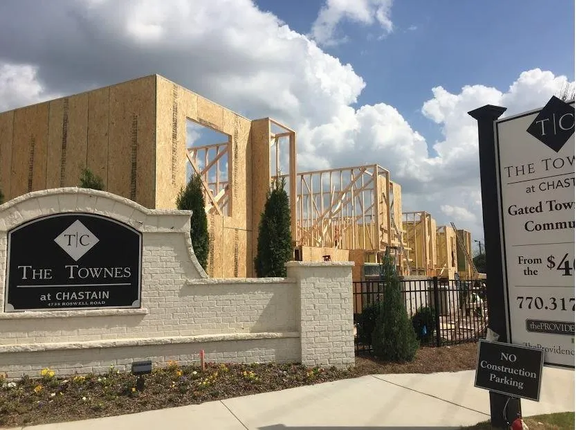 4751 Roswell Road, Atlanta, Georgia 30342, 2 Bedrooms Bedrooms, ,2 BathroomsBathrooms,Residential,Sold,4751 Roswell Road,5770164