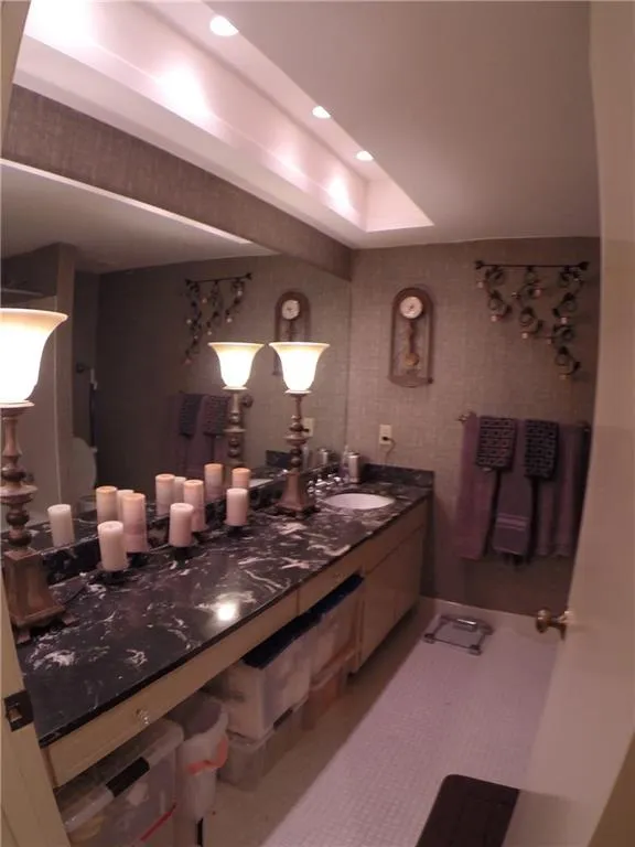 6851 Roswell Road Unit K1, Sandy Springs, Georgia 30328, 2 Bedrooms Bedrooms, ,2 BathroomsBathrooms,Residential,Sold,6851 Roswell Road Unit K1,5616319