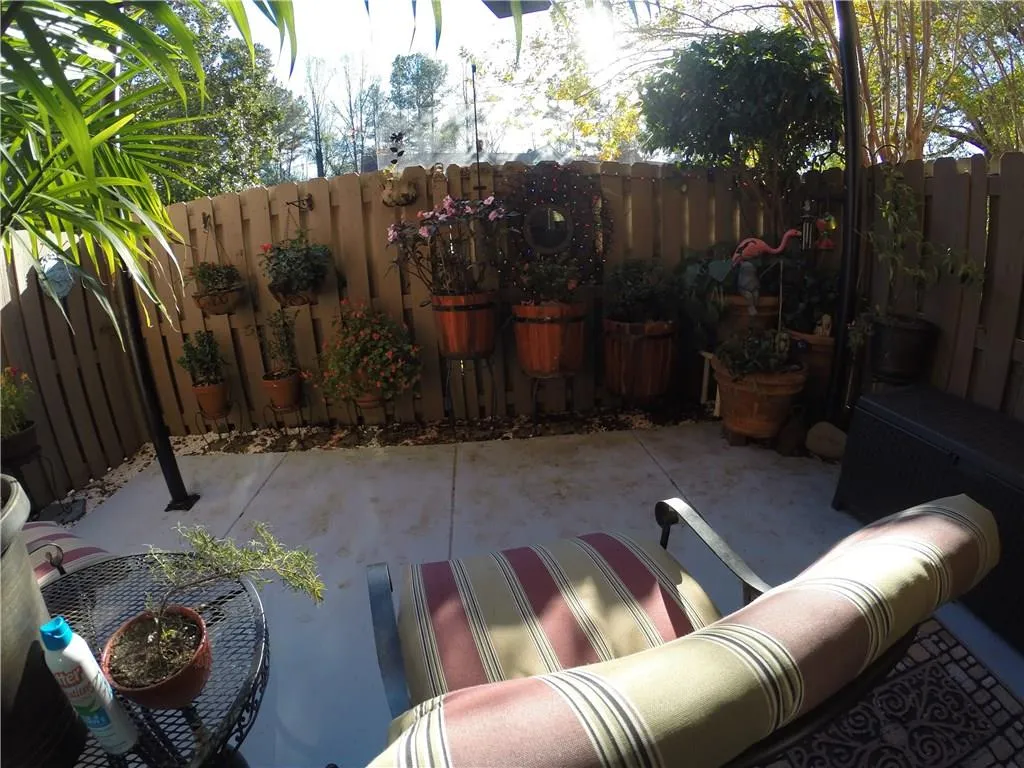 6851 Roswell Road Unit K1, Sandy Springs, Georgia 30328, 2 Bedrooms Bedrooms, ,2 BathroomsBathrooms,Residential,Sold,6851 Roswell Road Unit K1,5616319