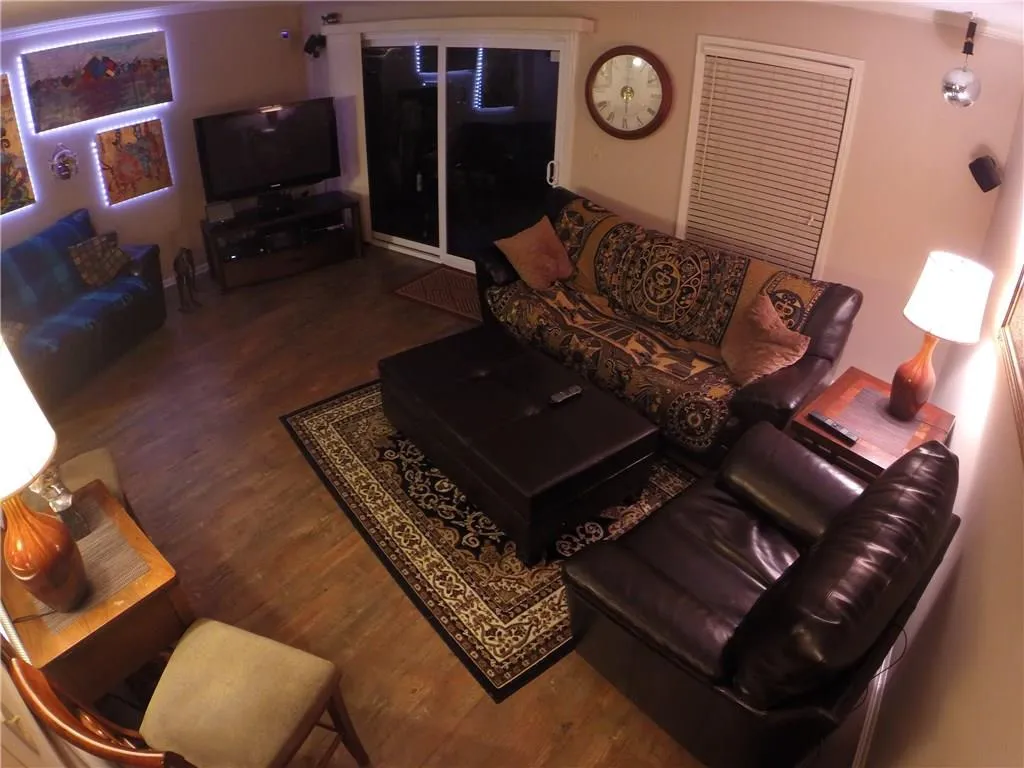 6851 Roswell Road Unit K1, Sandy Springs, Georgia 30328, 2 Bedrooms Bedrooms, ,2 BathroomsBathrooms,Residential,Sold,6851 Roswell Road Unit K1,5616319