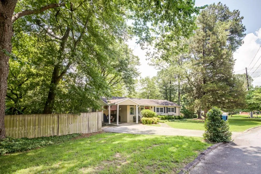 2512 Drew Valley Road Ne, Brookhaven, Georgia 30319, 3 Bedrooms Bedrooms, ,1 BathroomBathrooms,Residential,Sold,2512 Drew Valley Road Ne,6030768