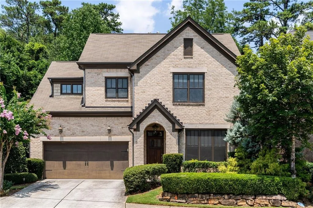 474 Glenmanor Court, Atlanta, Georgia 30328, 4 Bedrooms Bedrooms, ,3 BathroomsBathrooms,Residential,Sold,474 Glenmanor Court,7265572