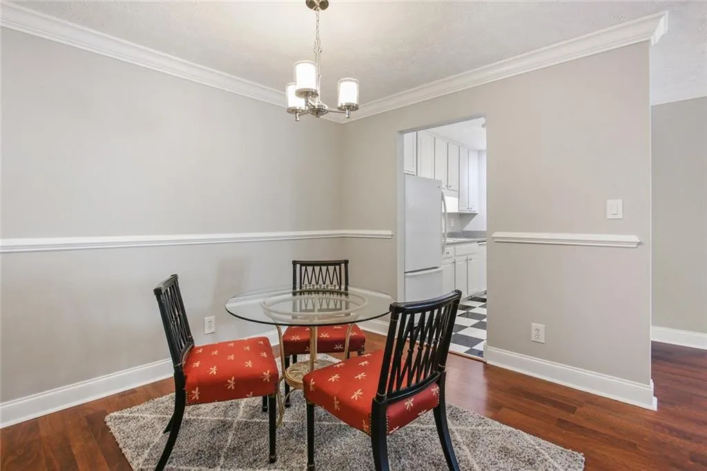6800 Glenridge Drive Unit 6804-g, Sandy Springs, Georgia 30328, 2 Bedrooms Bedrooms, ,1 BathroomBathrooms,Residential,Sold,6800 Glenridge Drive Unit 6804-g,6761483