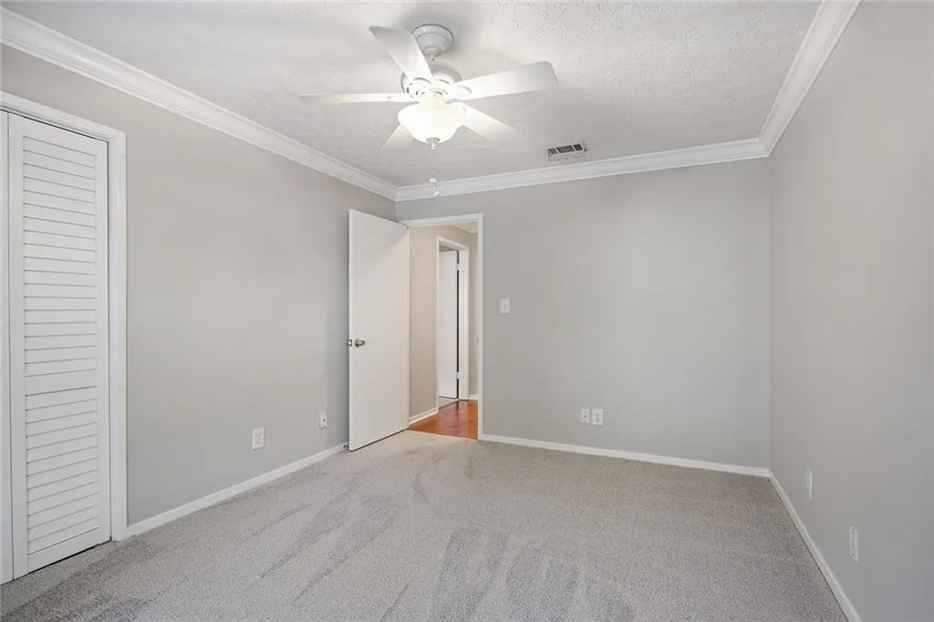 6800 Glenridge Drive Unit 6804-g, Sandy Springs, Georgia 30328, 2 Bedrooms Bedrooms, ,1 BathroomBathrooms,Residential,Sold,6800 Glenridge Drive Unit 6804-g,6761483