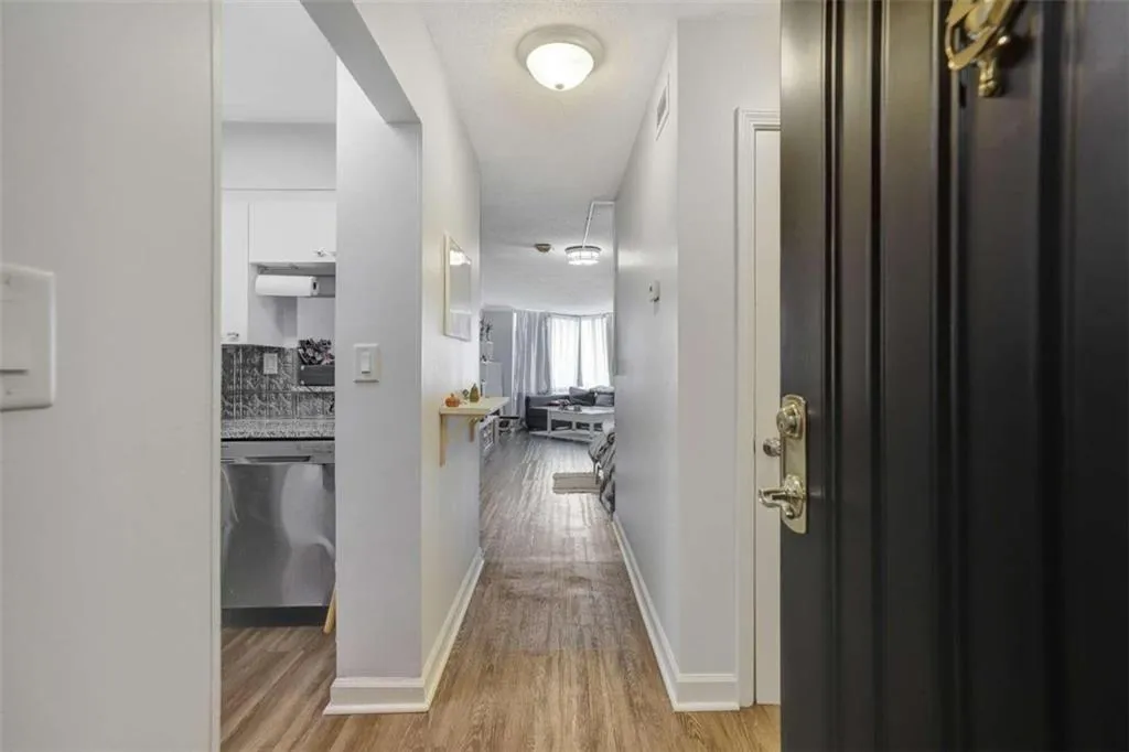 2870 Pharr Court South Unit 503, Atlanta, Georgia 30305, 1 Bedroom Bedrooms, ,1 BathroomBathrooms,Residential,For Sale,2870 Pharr Court South Unit 503,7484455