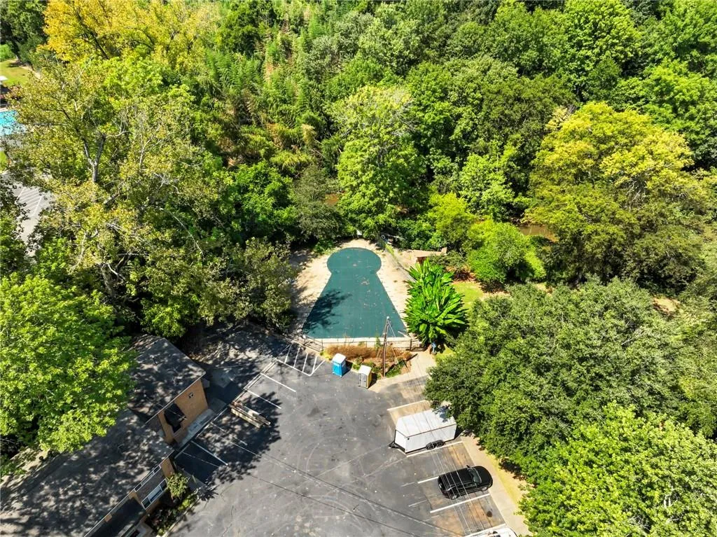 115 Biscayne Drive Nw Unit C3, Atlanta, Georgia 30309, 3 Bedrooms Bedrooms, ,2 BathroomsBathrooms,Residential,For Sale,115 Biscayne Drive Nw Unit C3,7647621