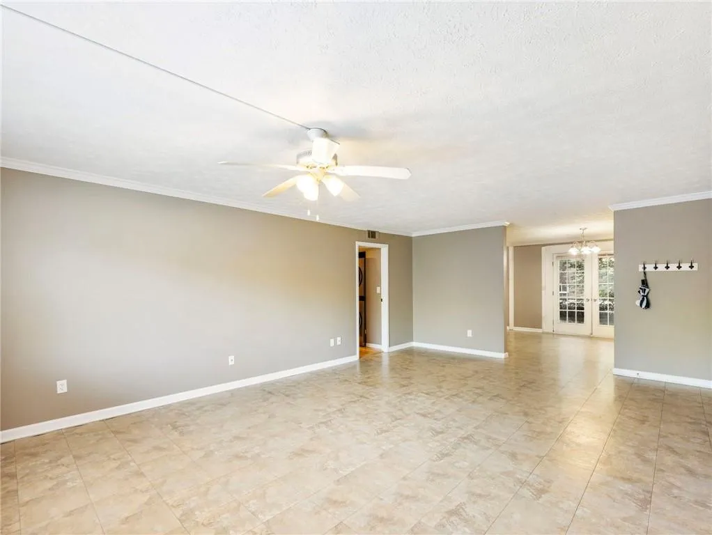 115 Biscayne Drive Nw Unit C3, Atlanta, Georgia 30309, 3 Bedrooms Bedrooms, ,2 BathroomsBathrooms,Residential,For Sale,115 Biscayne Drive Nw Unit C3,7647621