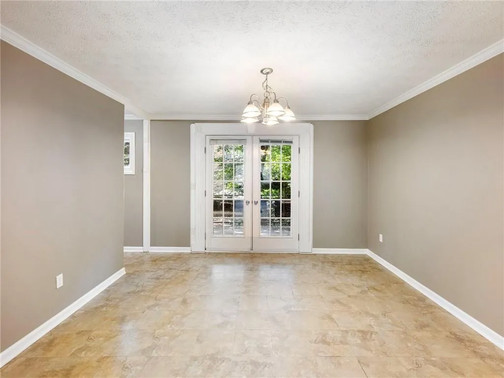 115 Biscayne Drive Nw Unit C3, Atlanta, Georgia 30309, 3 Bedrooms Bedrooms, ,2 BathroomsBathrooms,Residential,For Sale,115 Biscayne Drive Nw Unit C3,7647621